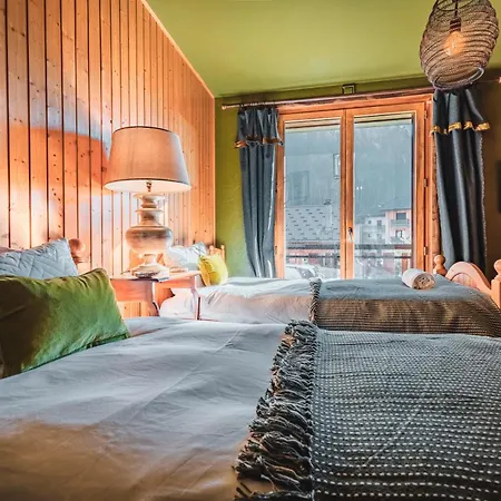 The Fat Fox Lodge, Morzine * Montriond