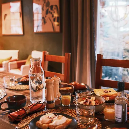 The Fat Fox Lodge, Morzine * Montriond