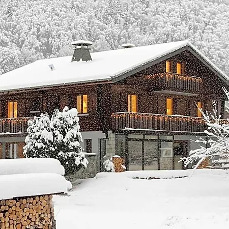 The Fat Fox Lodge, Morzine Gerendaház *